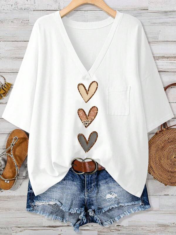 EMERY ROSE Camiseta de manga corta con cuello en V y estampado de corazones de colores para mujeres de talla grande, adecuada para el verano, el regreso a la escuela, la noche de graduación, salidas, camiseta con corazón, camiseta con cuello en V, vacaciones para mujeres, flores/vacaciones/primavera