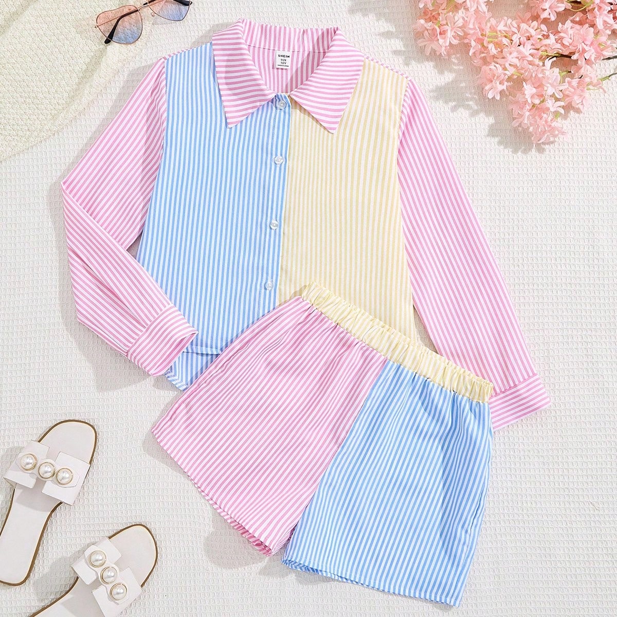Set de 2 piezas para niñas preadolescentes: Camisa de manga larga con cuello polo, parches a rayas y decoración de lazo; y pantalones cortos a rayas
