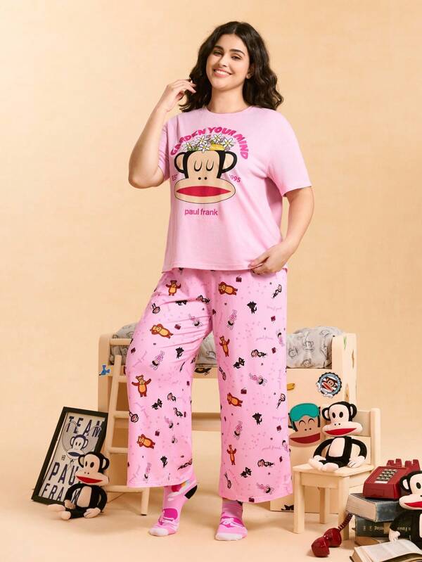 Paul Frank X SHEIN Conjunto de pijama de talla grande con parte superior de manga corta y cuello redondo con estampado de dibujos animados y pantalón largo