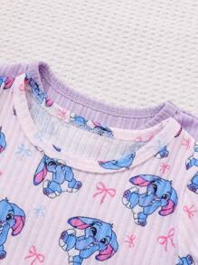 SHEIN 2 件女婴休闲纯色长袖上衣和卡通印花长袖上衣