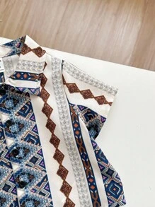 Baby Boy/Girl 2pcs Casual Retro Pattern Print Short Sleeve Shirt With Solid Color Shorts, Comfortable And Stylish Outfit