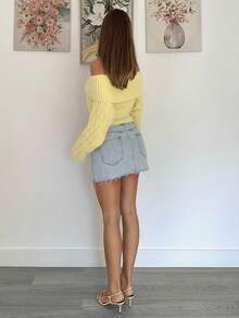 Siren Gaze Suéter amarillo de hombros descubiertos para mujer, suéter casual de punto de unicolor con detalle de torsión en los hombros para mujer - Amarillo - Ver 4