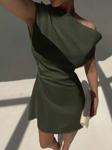 Aloruh 优雅不对称单肩性感收腰修身纯白色迷你休闲连衣裙 - 軍綠色 - 查看 6