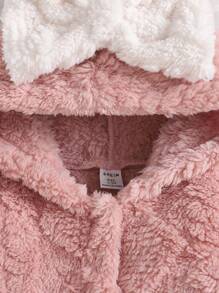 SHEIN 1 件女婴长袖连帽连体衣，毛绒蝴蝶装饰，柔软舒适，绗缝花卉图案羊毛连体衣，前按扣开合，休闲日常穿着，秋冬 - 粉色 - 查看 8