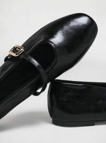 Solezae Women's Classic Elegant Ballet Flats - Black - View 3