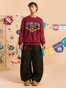 Paul Frank X SHEIN 男式字母图案圆领长袖套头衫 - 酒紅色 - 查看 4