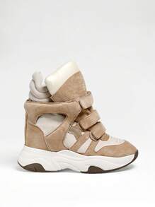 Solezae New Fashionable Super Maranto Taupe Beige High Top Hook And Loop Strap Quilted Padded Collar Hidden Wedge Sneaker Shoe For Christmas
