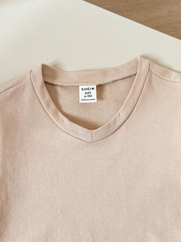 男婴三件套：杏色和白色圆领无袖背心、翻领短袖开衫和休闲短裤。百搭套装，适合上学、外出和居家 - 杏色 - 查看 5