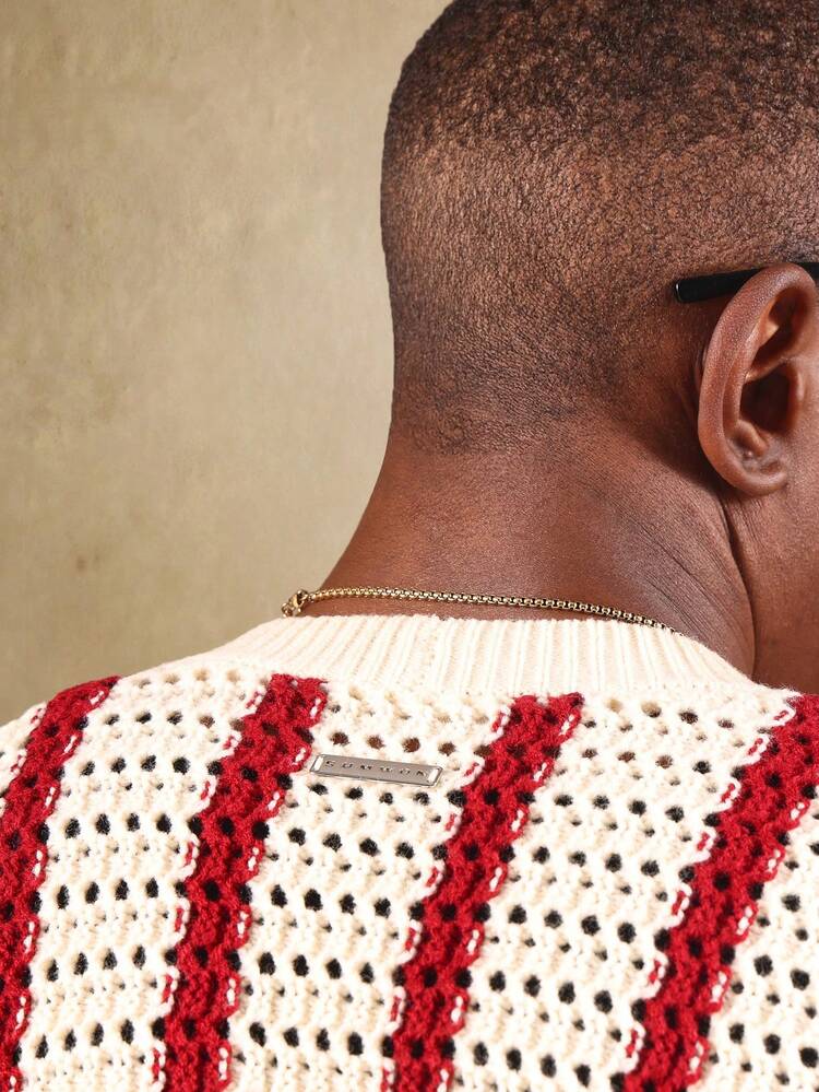 Cardigan en maille ajourée à rayures verticales rouges