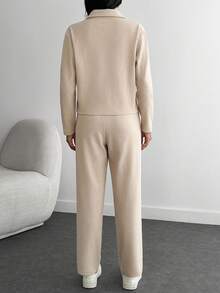 SHEIN Tall Großgrößen-Set mit Oversized T-Shirt mit Umschlagkragen und Hose - Beige - Übersicht 2