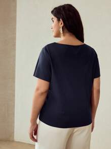 MOTF PREMIUM PLUS SIZE SOLID ASYMMETRICAL NECK SHORT SLEEVE TEE - Navy Blue - View 3