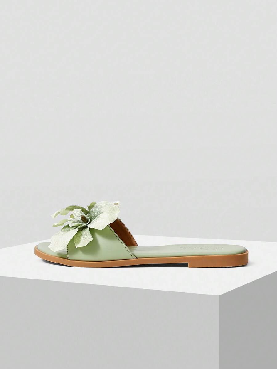 MOTF STEREO FLORAL SQUARE TOE FLAT SANDALS FOR CHRISTMAS - Green - View 2