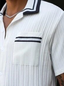 Manfinity Homme 男士撞色短袖衬衫和侧条纹裤套装男士两件套白色白色罗纹套装男士黑白套装 - 彩色 - 查看 4