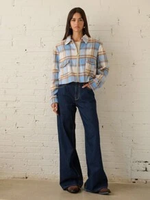 Nöista Veste courte bleue, marron et beige avec un placket à fermeture éclair en métal et un design de revers, convenant pour le printemps et l'automne.