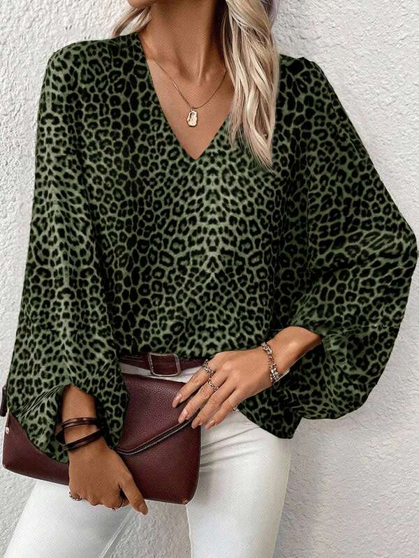 SHEIN Clasi Plus Size Fashionable Commuter Leopard Print Lantern Sleeve Shirt Leopard Print Top Animal Print Top V Neck Blouse Lantern Sleeve Blouse Cheetah Print Top Boho/Fall/Winter