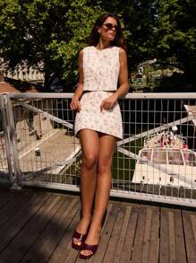 lacRébo Vintage Style Floral Print Quilted Sleeveless Button Front Waistcoat Going Out Top Spring Summer Top - White - View 1