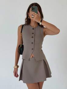 Aloruh Solid Color Round Neck Front Button Sleeveless Top And Mini Skirt Elegant 2 Pieces Set In Fall/Winter