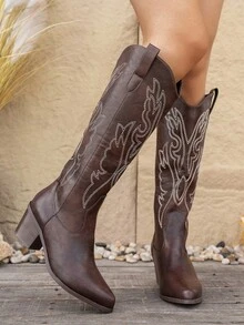 Styleloop Giày bốt cao đến đầu gối thêu họa tiết cổ điển dành cho nữ, thời trang cho lễ Halloween, Giáng sinh và tiệc tùng - Cà phê nâu - Xem 4