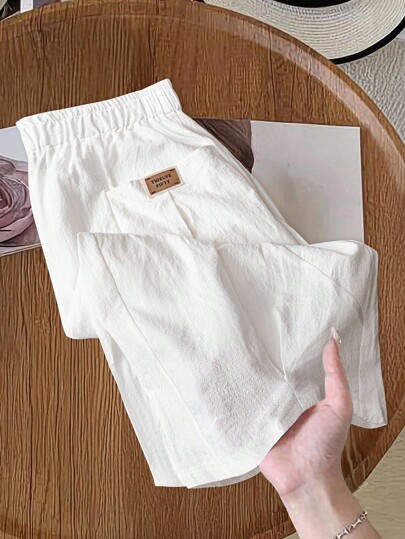 EMERY ROSE Plus Size Women's Country Vacation Comfortable Casual Holiday White Double Pocket Decorative Fabric Label Straight Leg Capri Pants Suitable For Spring And Summer White Pants Capris For Women Vacations Woman Country Concert Countrys Women Summer Pants,Old Money Style Women,Business Casual Woman