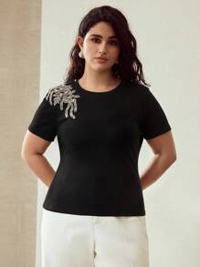 MOTF PREMIUM 大码仿珍珠细节短袖T恤 - 黑色 - 查看 3