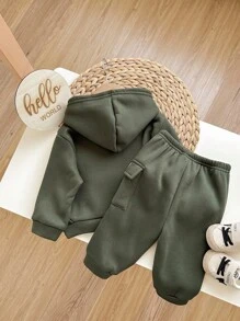 2件套男婴可爱军绿色连帽卫衣带口袋和松紧腰裤套装，秋冬季 - 彩色 - 查看 2