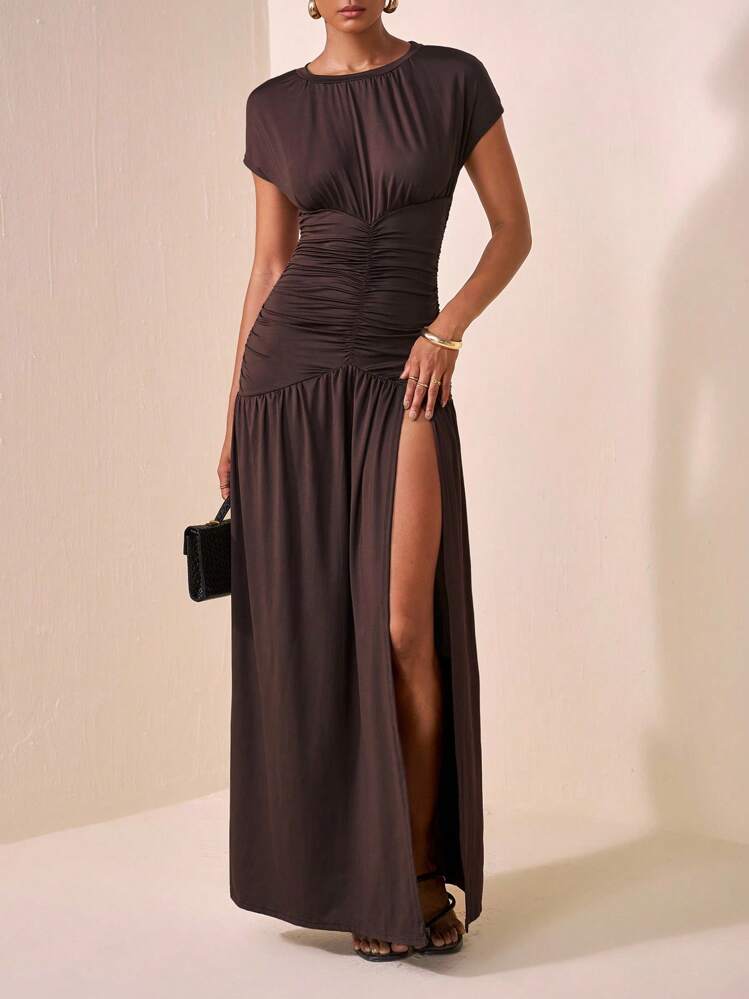 Veslaya Vestido sexy de manga corta con cuello redondo, plisado lateral y bajo con abertura, adecuado para mujer de talla grande en ocasiones casuales, diarias, citas, viajes, trabajo, elegante y playa, apto para otoño, invierno, primavera y verano - Marrón - Añade 14
