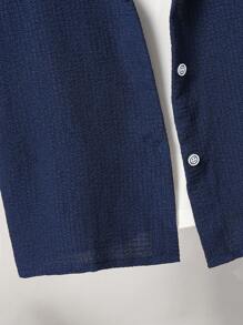 SHEIN 青少年男孩實色口袋修補釦子衬衫配短裤,不含內搭t恤 - 藏蓝色 - 查看 5