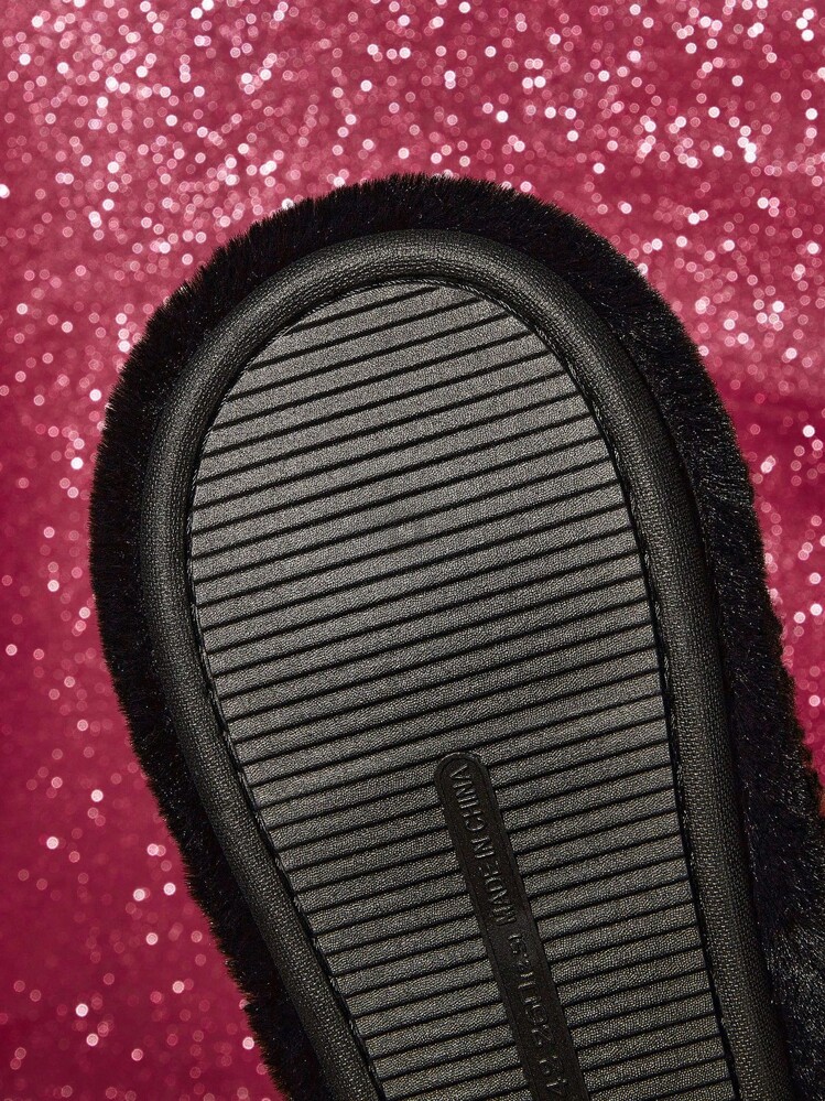 THE POWERPUFF GIRLS X SHEIN 时尚卡通刺绣毛茛防滑室内拖鞋女童柔软毛绒保暖冬季可爱家居鞋花朵、泡泡和毛茛，耐用鞋底，居家卧室空调房春秋冬 - 黑色 - 查看 10