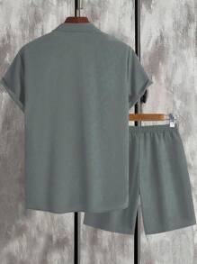 Manfinity Homme 男士纯色短袖单排扣衬衫和短裤休闲两件套