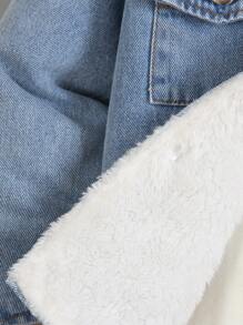 SHEIN Genkimix Kids 1 件男童休闲牛仔夹克，带毛领，秋冬保暖，开学季