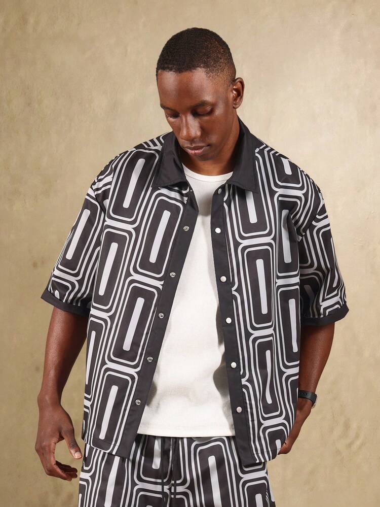 SUMWON 复古几何图案夏季短袖纽扣衬衫短裤套装单色抽象印花度假休闲街头风格节日海滩度假 - 彩色 - 查看 3