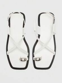 CUCCOO BIZCHIC 女士舒适休闲平底凉鞋，带金属扣带的尖头设计，方头休闲凉鞋 - 白色 - 查看 2