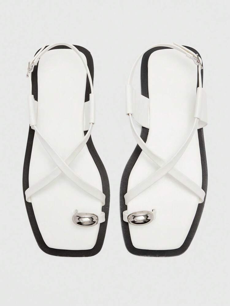 CUCCOO BIZCHIC Women's Comfortable Casual Flat Sandals, Toe-Thong Design With Metal Buckle Strap, Square Toe Leisure Sandals