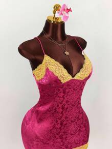 Amplova 大码蕾丝拼布提花紧身迷你连衣裙