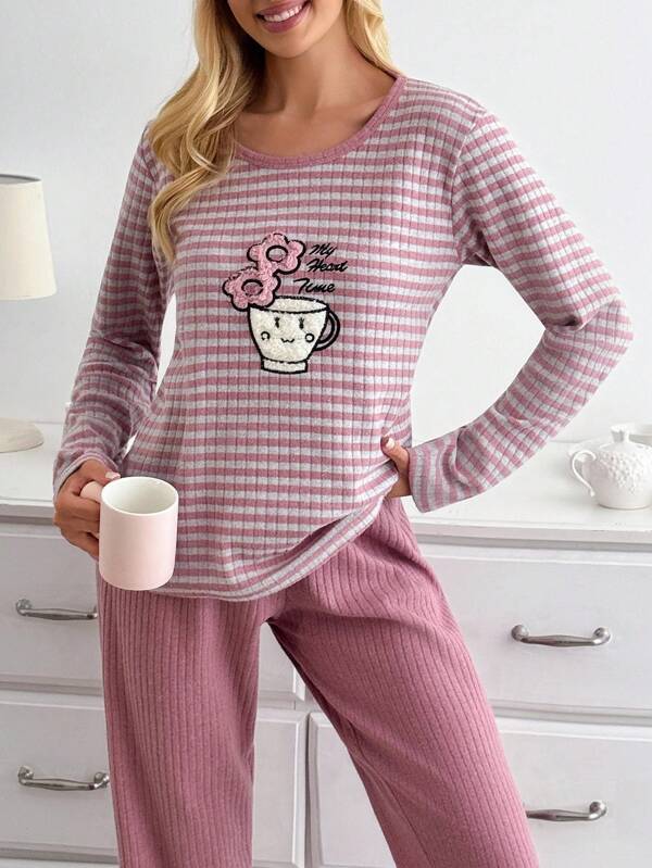 SHEIN Conjunto de pijama de 2 piezas para mujer con detalle bordado de dibujos animados y punto acanalado, cómodo para el hogar