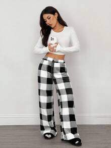 SHEIN PETITE Women's Tie-Waist Fluffy Plaid Print Casual Wide Leg Baggy Pants Black And White Plaid Lounge Pants,Fall Clothes For Women, Going Out Bottoms,Elegant,Civil Wedding,Wedding Guest , Party,Home, Leisure, Comfort Upgrade,Striped Design,Check ,Sporty, Multifunctional