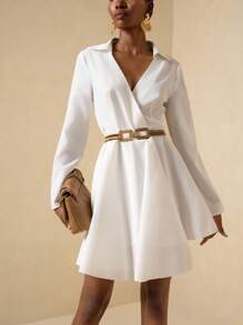 Lyxana Vestido Longo de Manga Comprida com Gola e Recortes em Cores Sólidas, Modelo Evasê para Mulheres - Branco - Visão 5