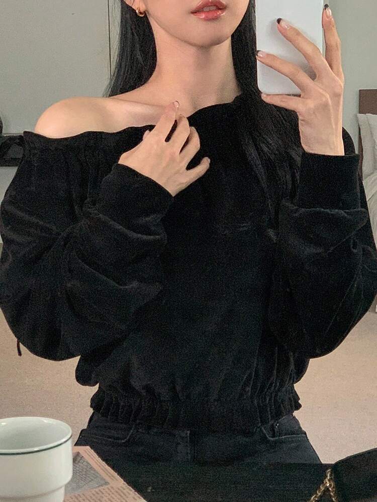 Vintage Casual Asymmetrical Shoulder Velvet Top With Design Autumn Long Sleeve Top