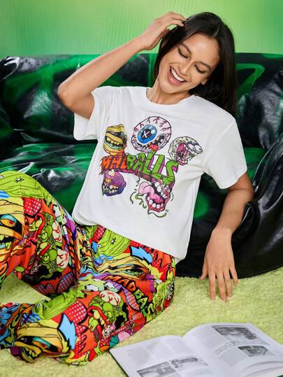 MADBALLS X SHEIN مجموعة بيجاما للنساء تتكون من تي شيرت أبيض بطباعة عين كرتونية جرافيتي مبتكرة وبنطلون مطبوع بالكامل، مناسبة للعودة إلى المدرسة وحفلات الهالوين والعودة إلى المنزل في فصلي الخريف والشتاء