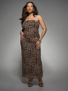 MISSGUIDED PLUS 奢华加大码豹纹无肩带抹胸长款连衣裙，适合晚宴、婚礼宾客、正式场合等特殊场合，长款褶皱设计。 - 彩色 - 查看 1