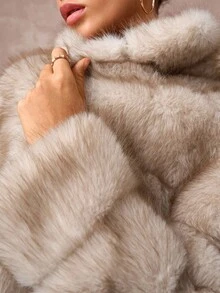 Lumalex 秋冬季宽松长袖短款仿皮草外套，适合假日度假、新年派对、夜间外出约会 - 摩卡棕 - 查看 3