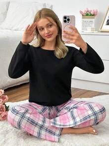 SHEIN Cottnline Plus Solid Color Short Sleeve Round Neck Long T-Shirt & Plaid Pants Pajama Set - Multicolor - View 3