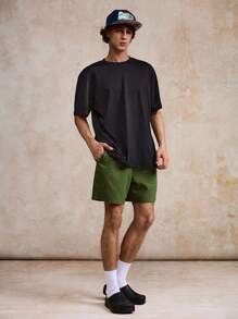Surfspeed Pantalones cortos de playa para hombres de unicolor con cordón en la cintura y bolsillos - Verde militar - Ver 4
