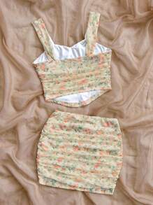 Soleia Women's Slim Fit Pink Ditsy Floral Vacation Style Camisole & Skirt Set - Yellow - View 2