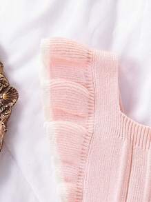 SHEIN Vintaside Kids Mono de punto para bebé niña, cómodo y adecuado para primavera/verano y otoño/invierno, de moda y versátil, rosa y rosa claro, apto para uso diario, interior, exterior y viajes. Mono de punto rosa con volantes y mangas con volantes para bebé niña. Vestido-mono de bebé niña con volantes y encaje rosa. Conjunto de mono de punto para bebé niña. Ropa con volantes para bebé niña, conjunto con volantes para bebé niña, ropa con volantes rosa para bebé niña, conjunto para recién nacido niña, mono de encaje para bebé niña, ropa con volantes para bebé niña en otoño - Rosa - Ver 7