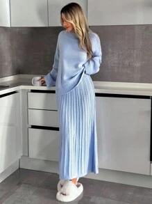 EURMUSE Casual Crew Neck Drop Shoulder Loose Oversize Fit Cozy Sweater & Maxi Pleated A Shape Skirt For Women Daily Smart Casual Knit Set For Women Light Blue Outfit Women Modest Two Piece Set Pleated Skirt Set Modest Sets For Women Two Piece Sweater Skirt Set - Baby Blue - View 6