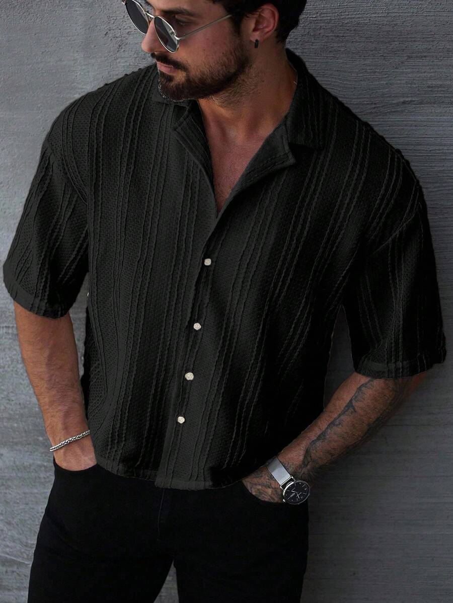 Manfinity Homme Men's Summer Solid Color Short Sleeve Single-Breasted Casual Commuter Shirt - Black - View 1