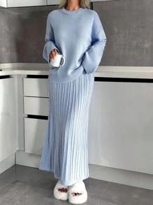 EURMUSE Casual Crew Neck Drop Shoulder Loose Oversize Fit Cozy Sweater & Maxi Pleated A Shape Skirt For Women Daily Smart Casual Knit Set For Women Light Blue Outfit Women Modest Two Piece Set Pleated Skirt Set Modest Sets For Women Two Piece Sweater Skirt Set - Baby Blue - View 4
