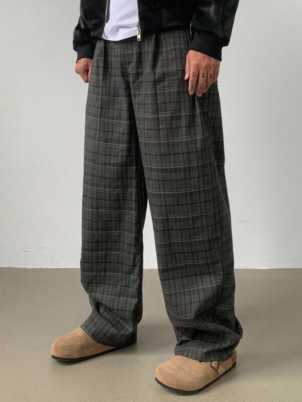 DAZY Men's Plaid Cocoon Pants, Multi-Color, Autumn