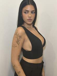 Lucia Bellido 素色短款背心